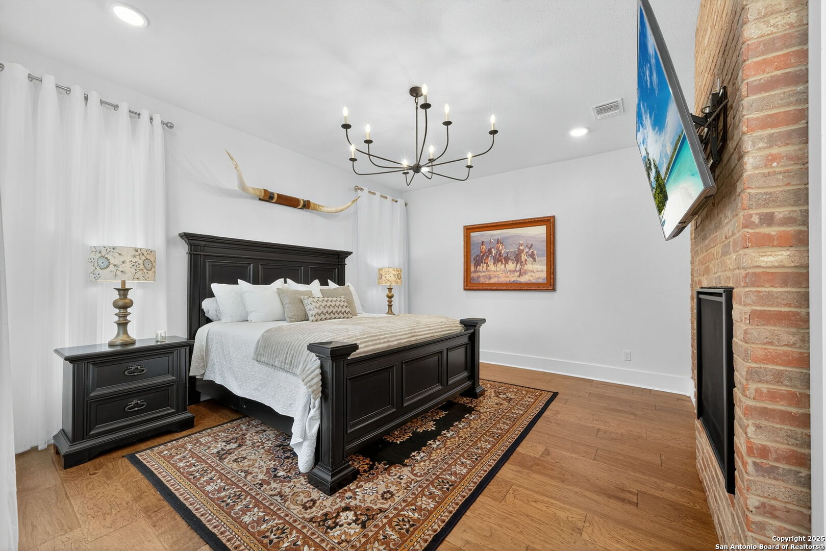 217 W Johnson