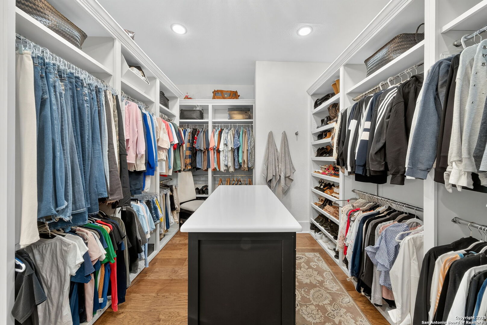 217 W Johnson