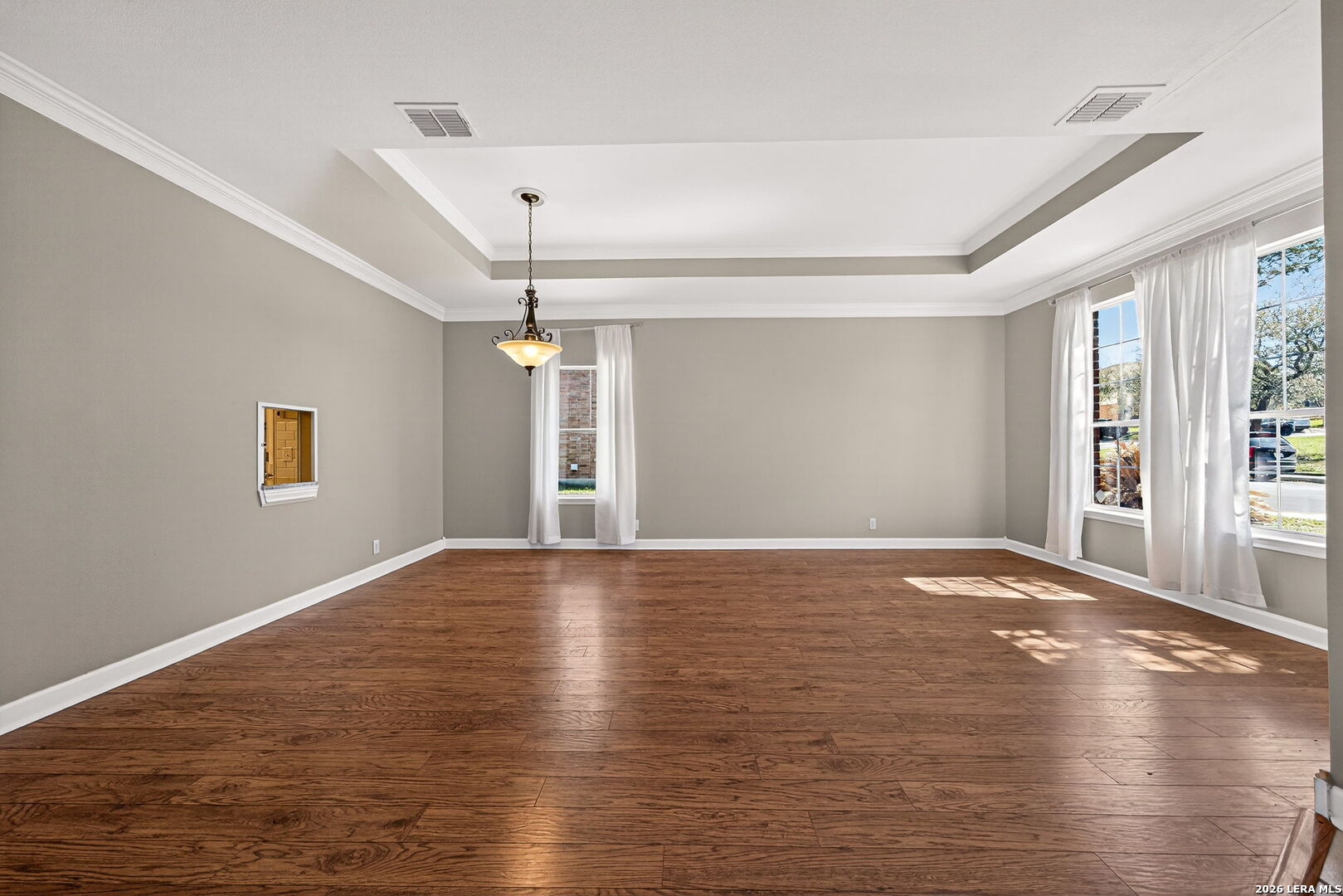 2135 Shoreham