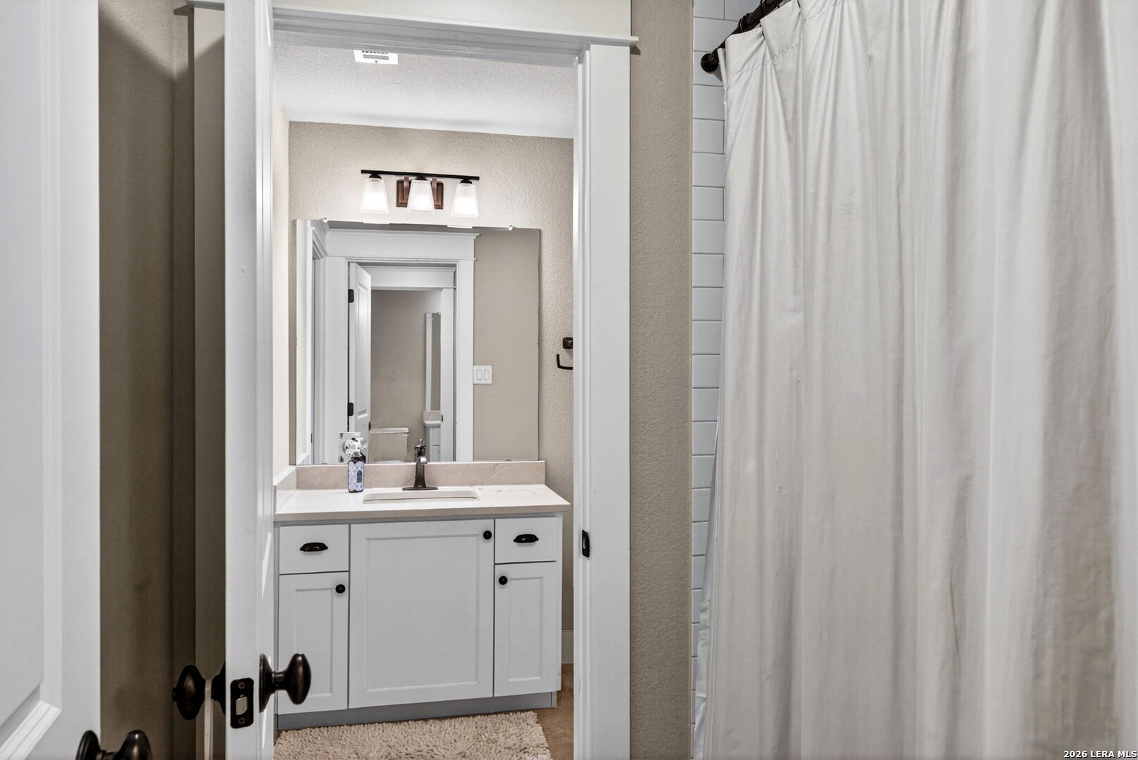 255 Retama Pl