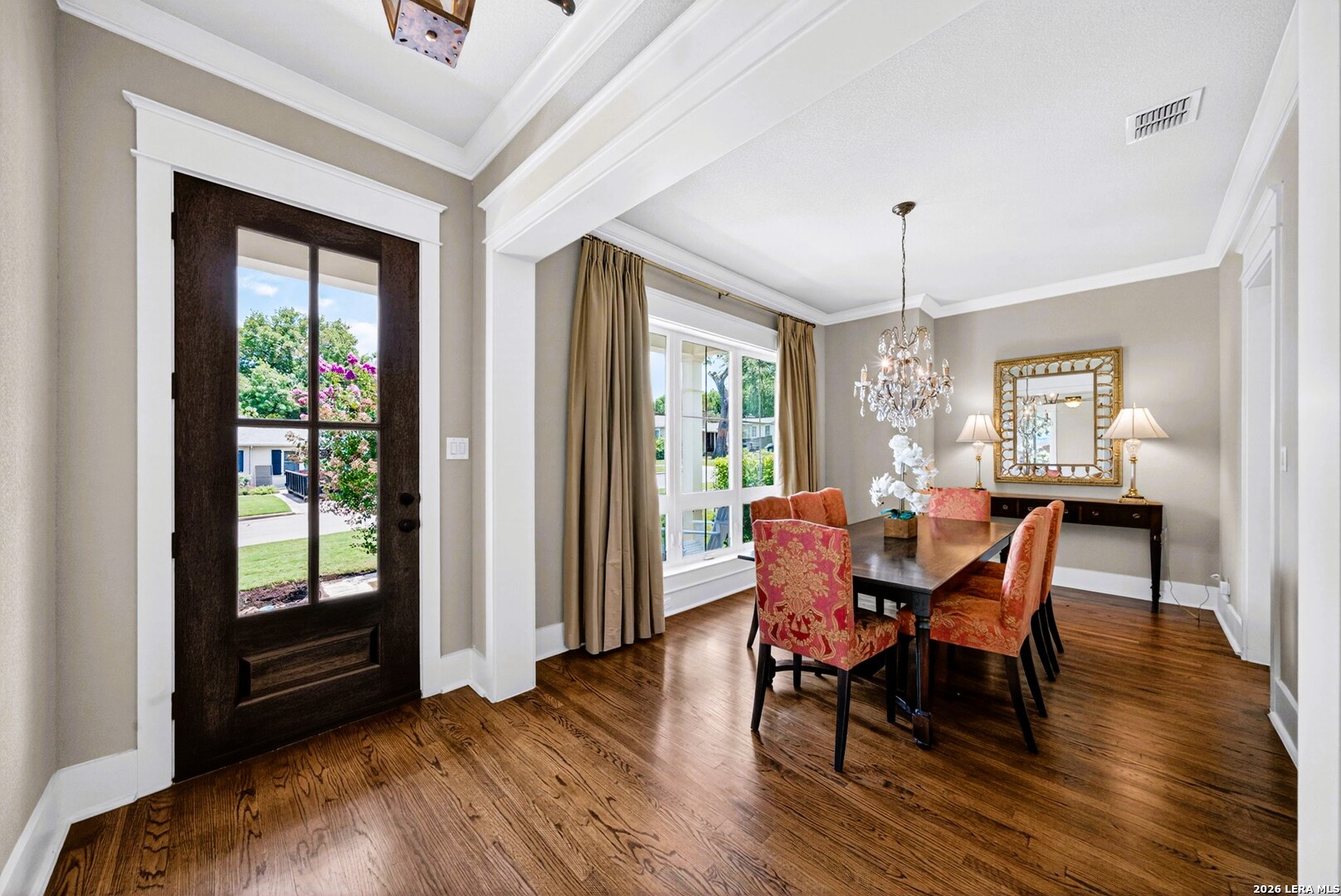 255 Retama Pl