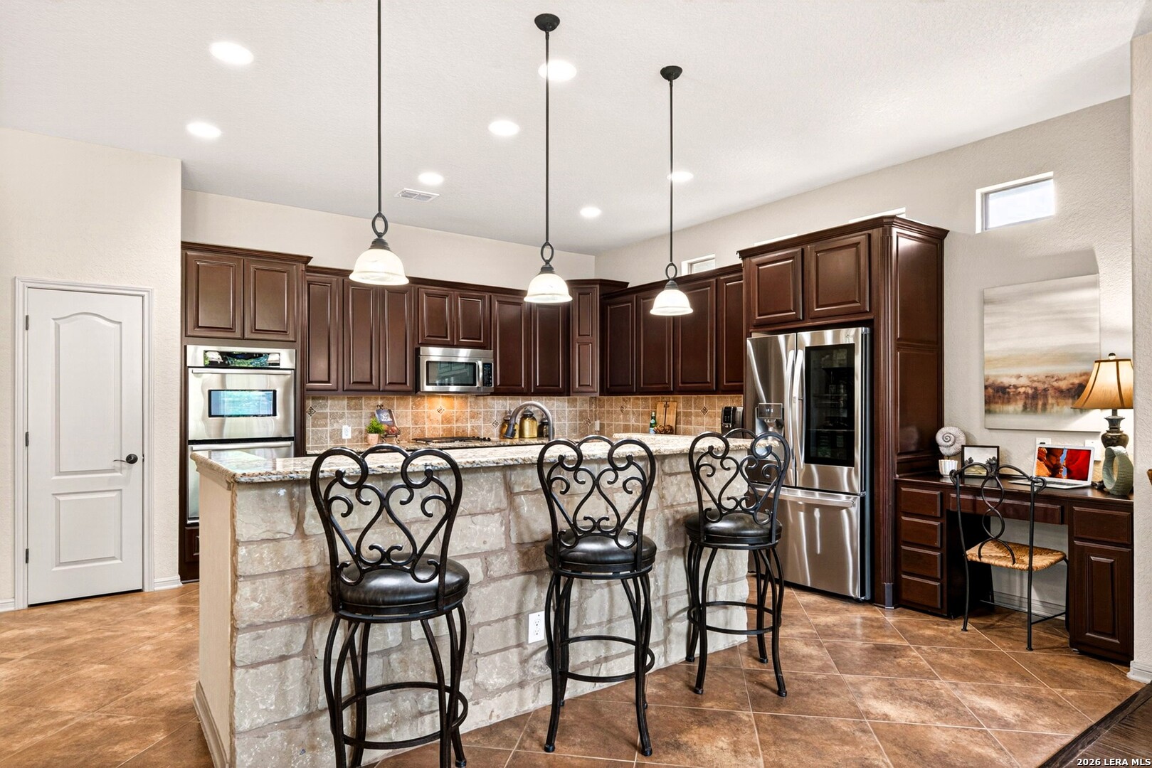 1126 Saddle Horse