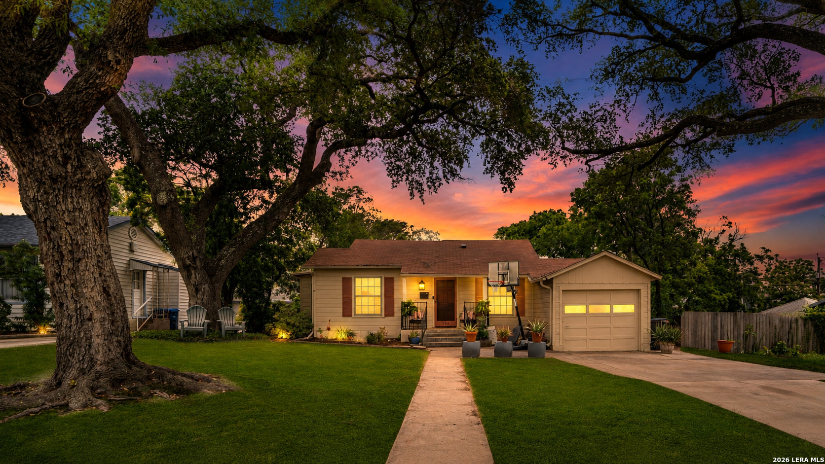 348 FUNSTON PL