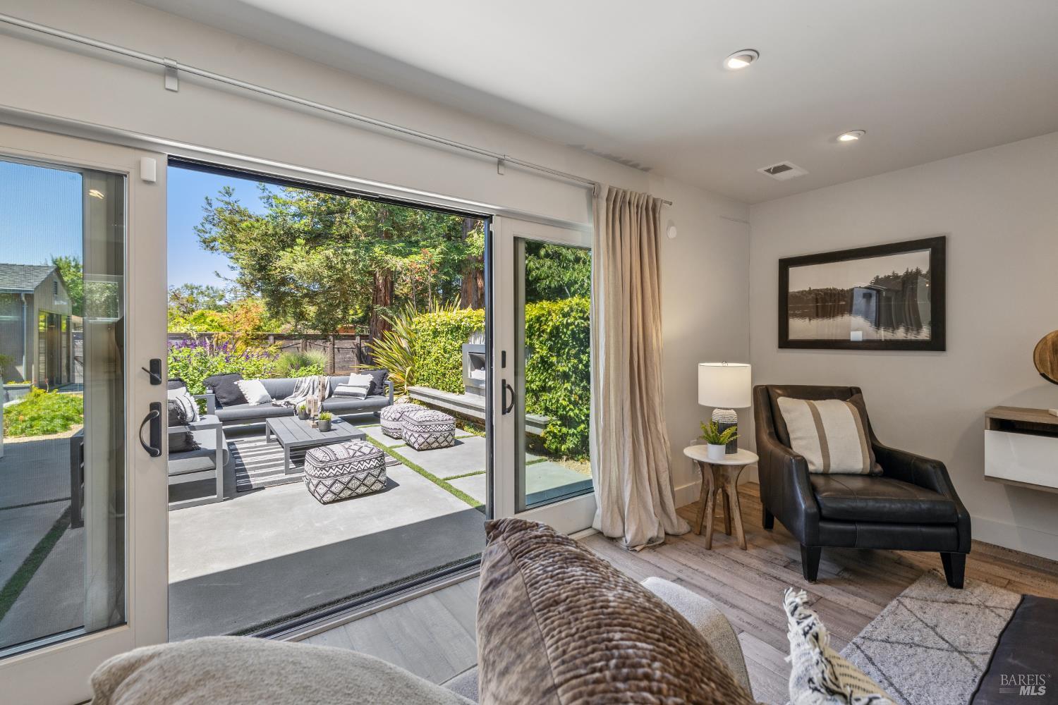 17 Juno Rd