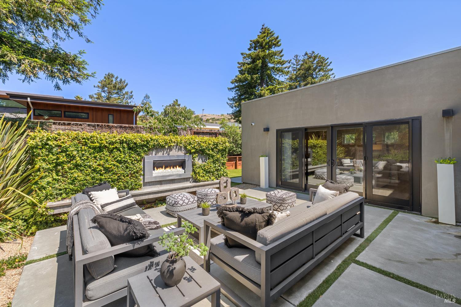 17 Juno Rd