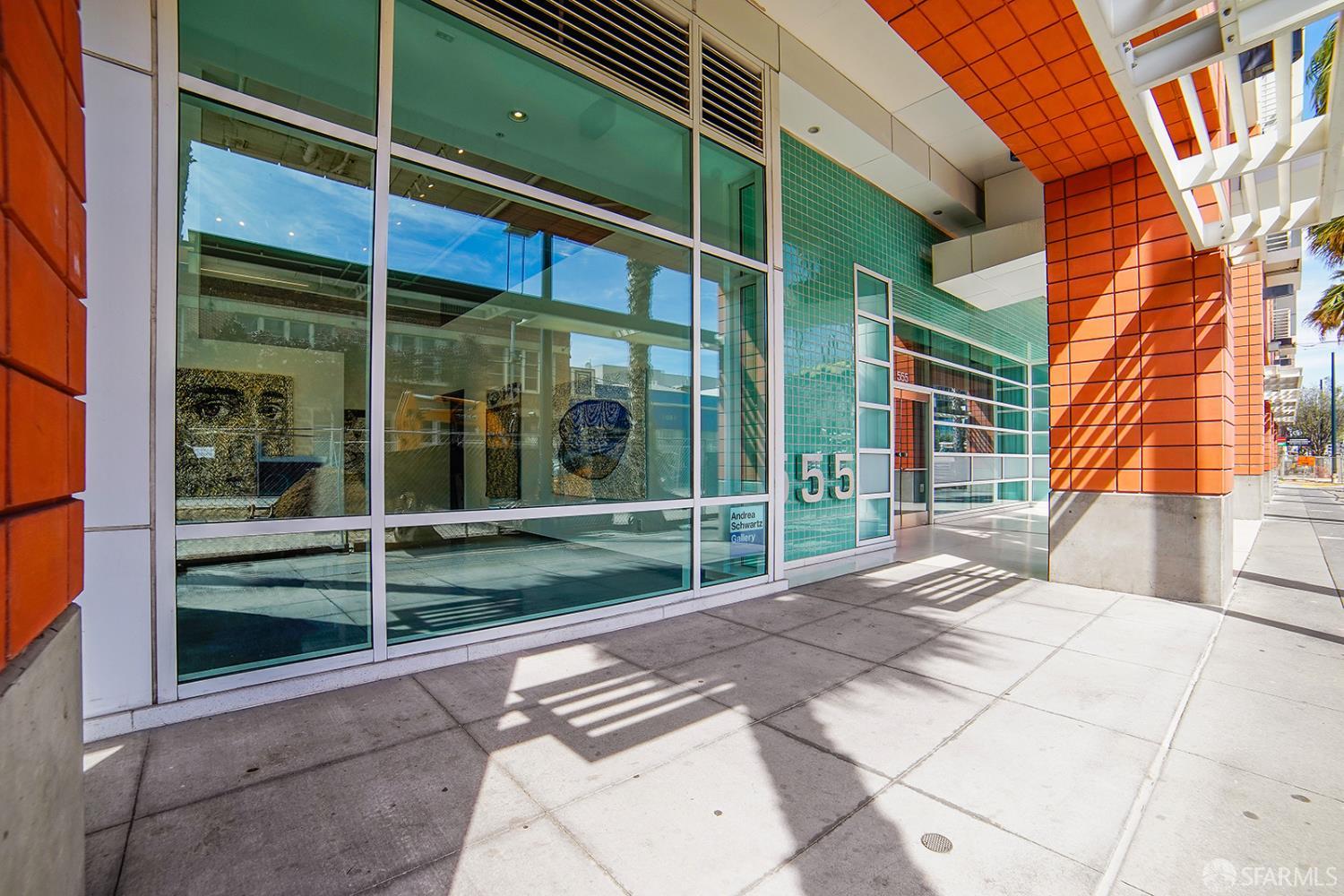 555 4th Street # 905