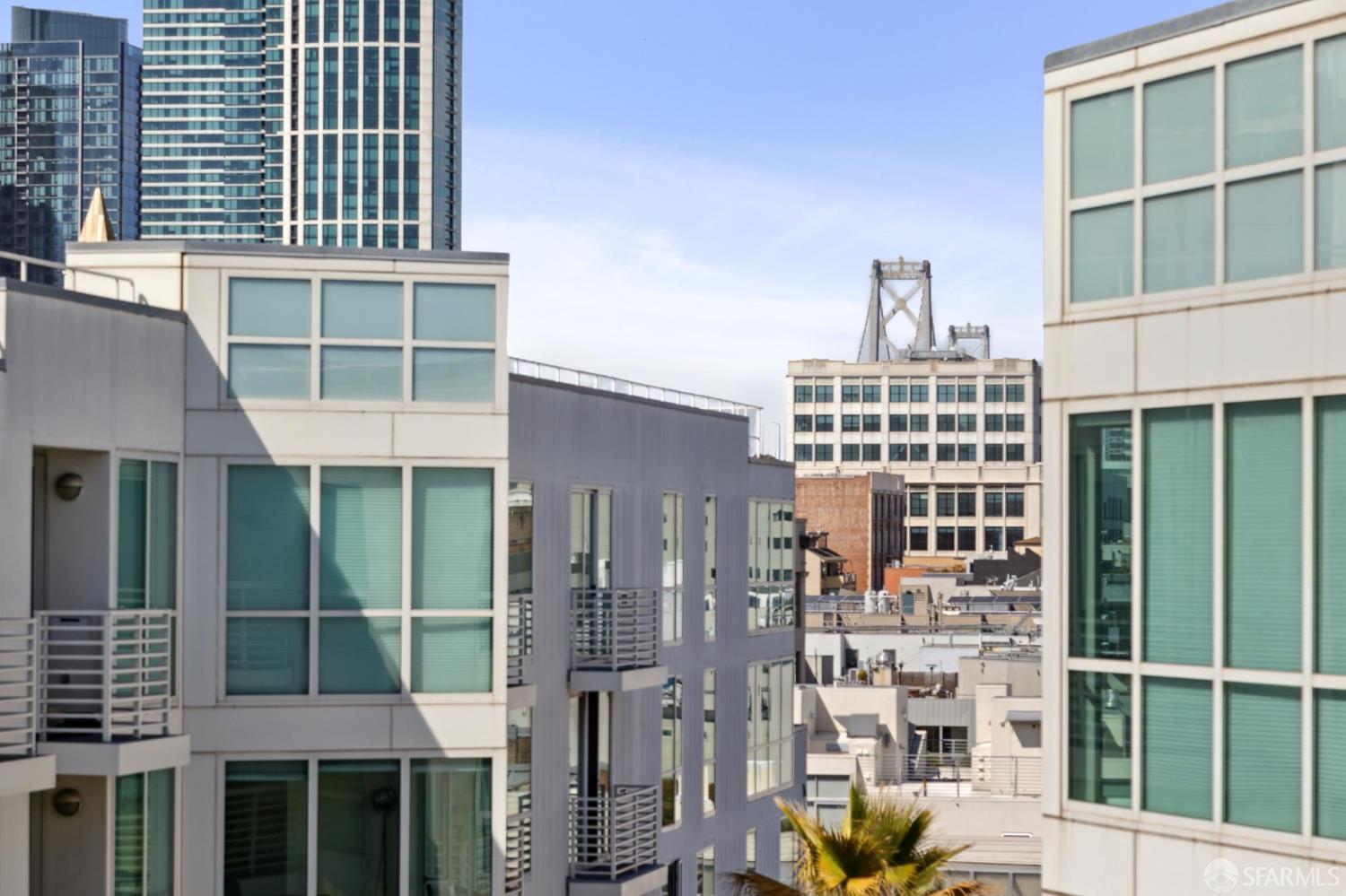 555 4th Street # 905