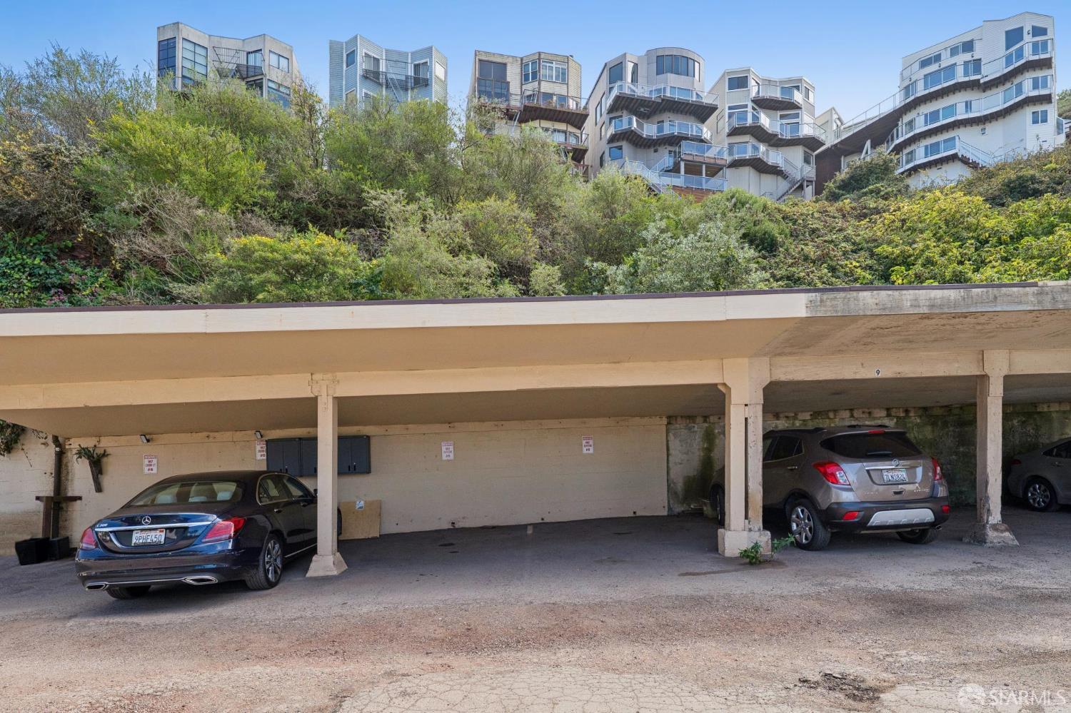 160 Graystone Terrace # 5