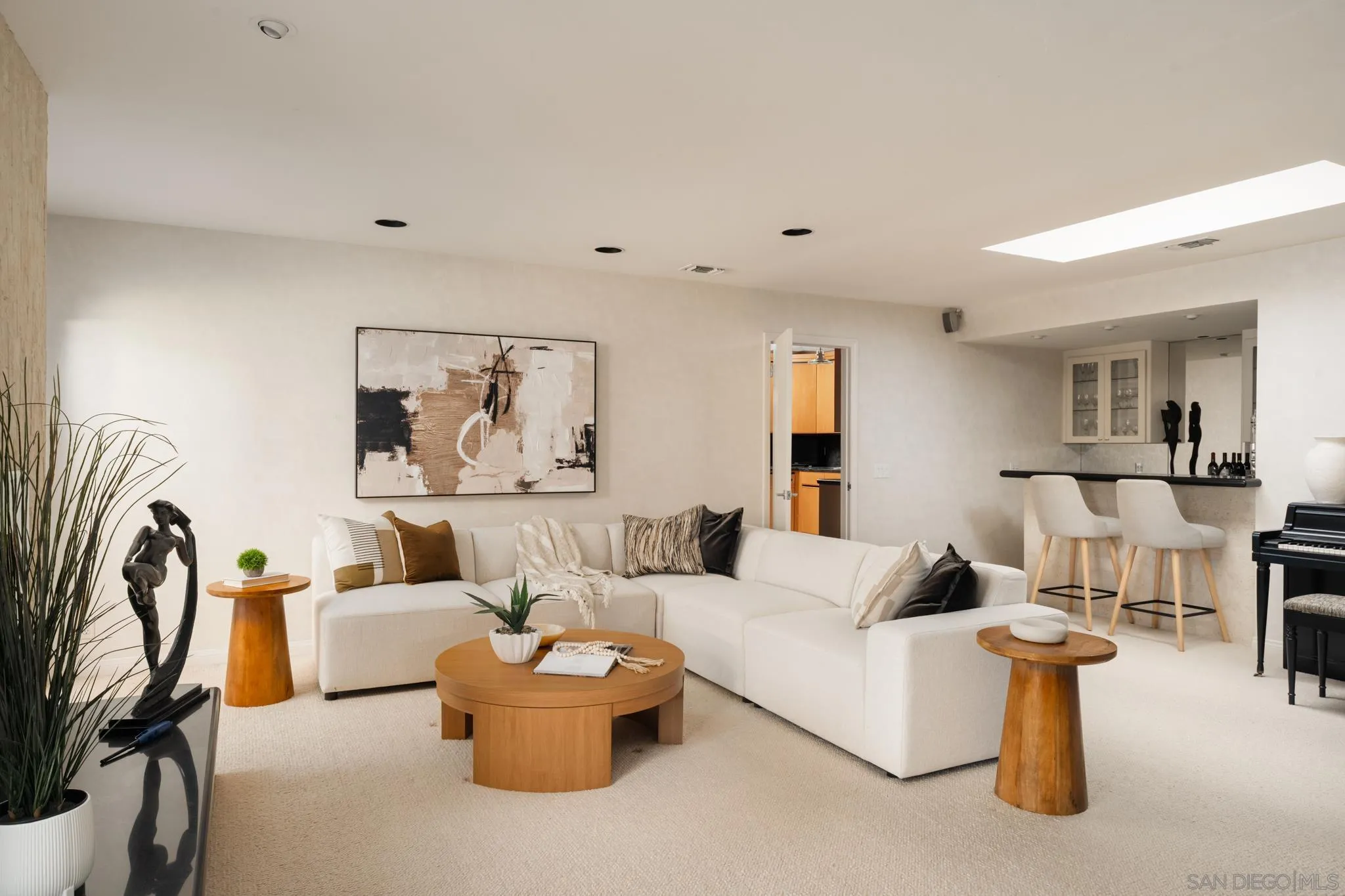 15943 Ranch Hollow Rd