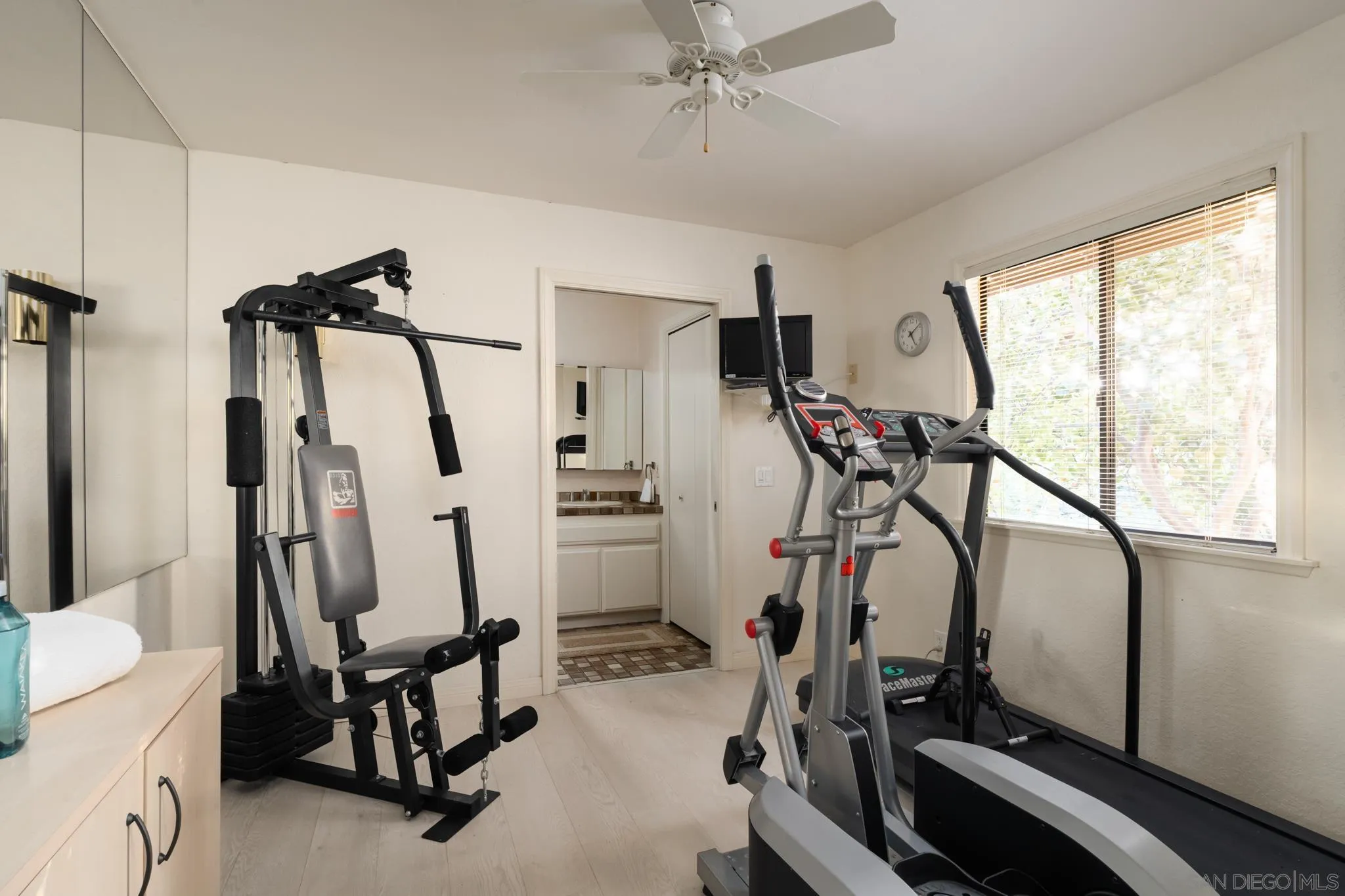 15943 Ranch Hollow Rd