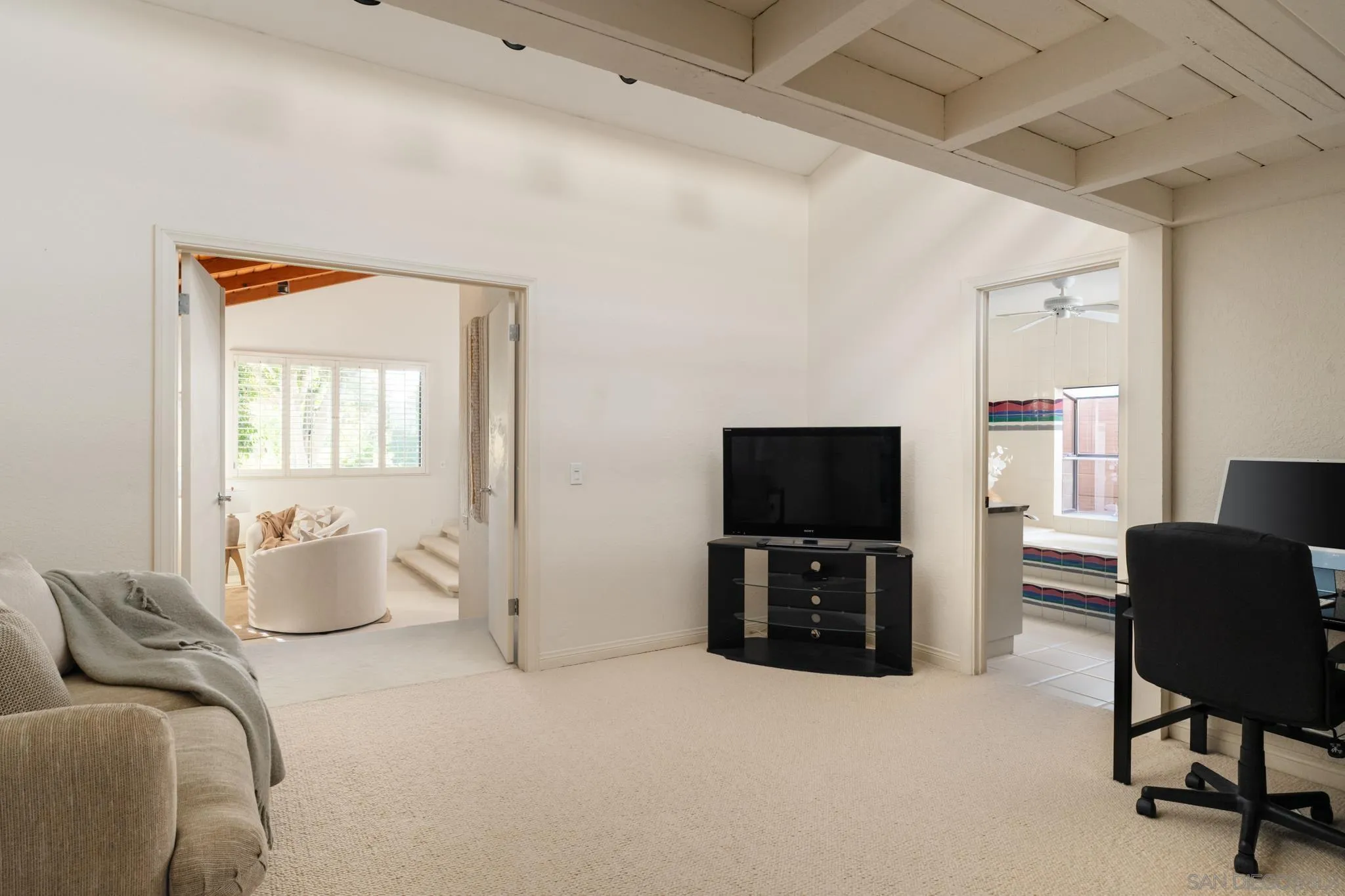 15943 Ranch Hollow Rd