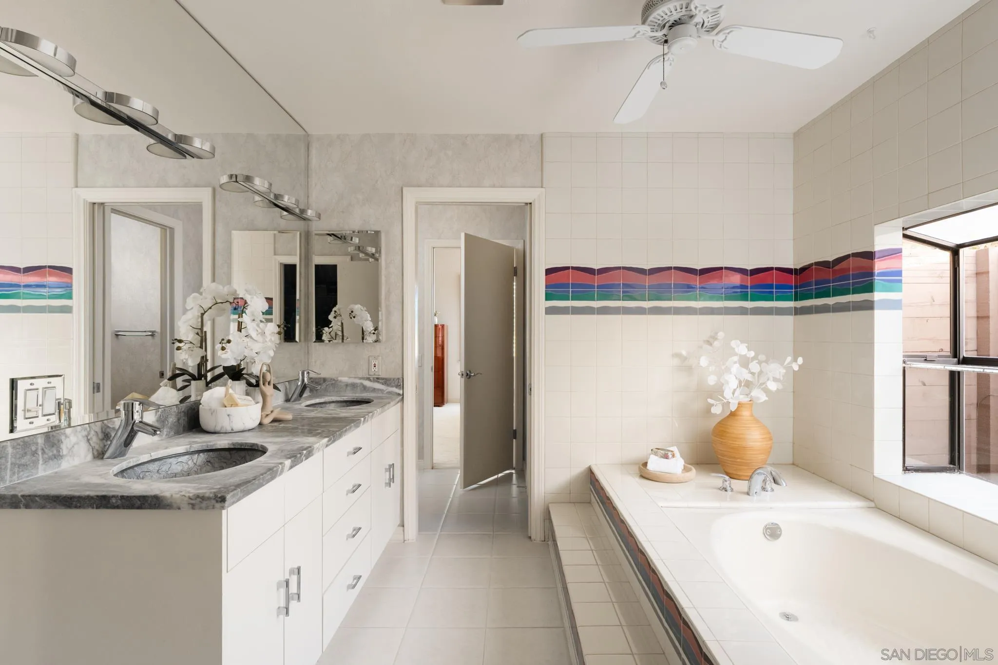 15943 Ranch Hollow Rd