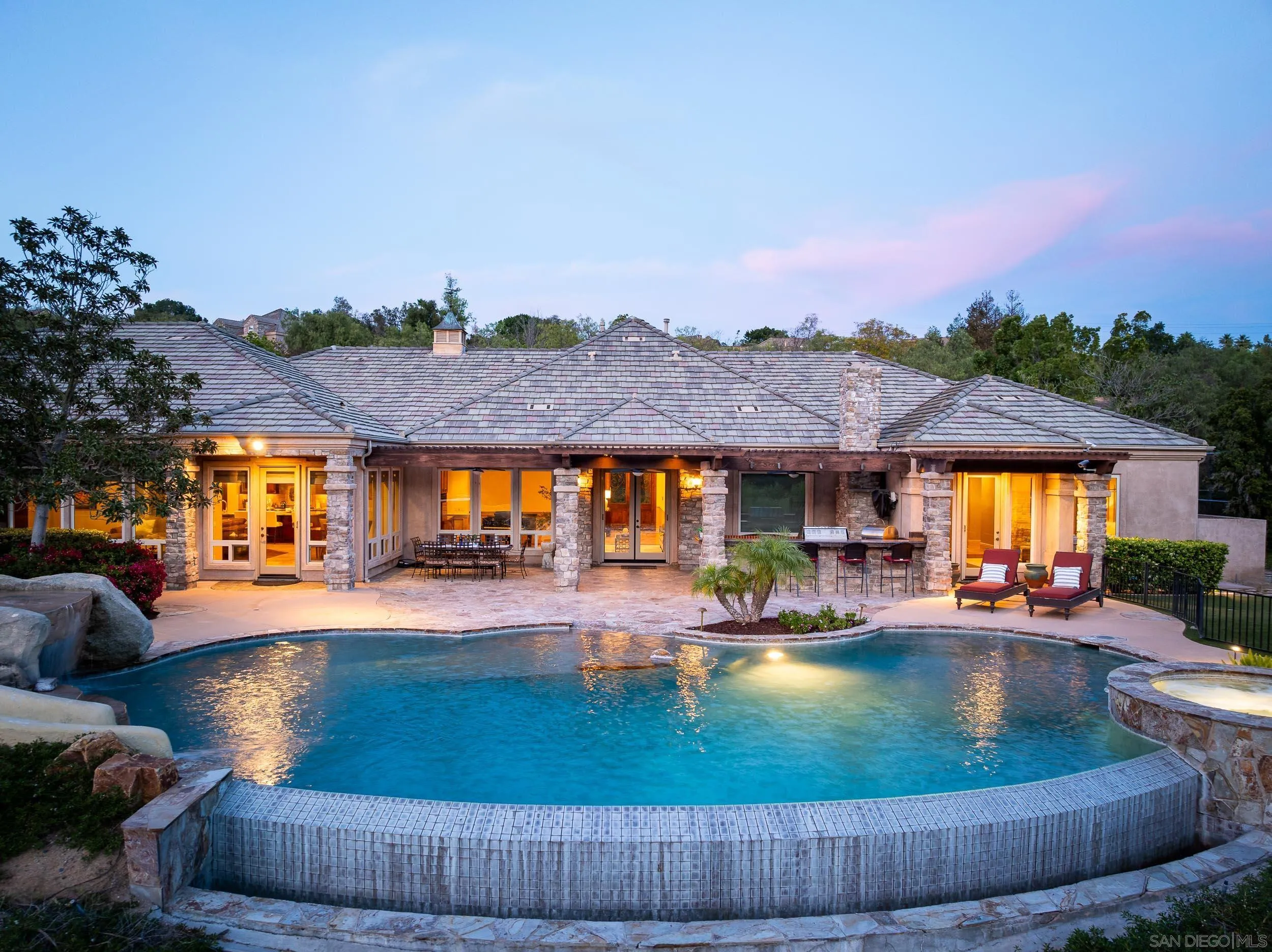 15130 Saddlebrook Ln