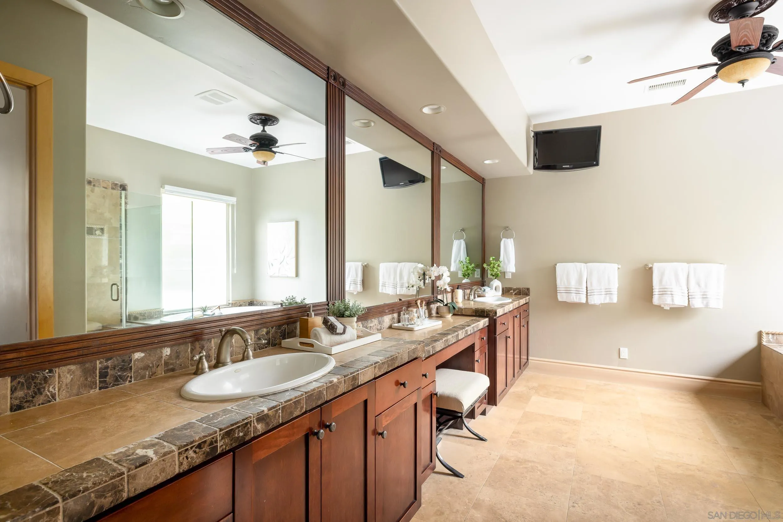 15130 Saddlebrook Ln