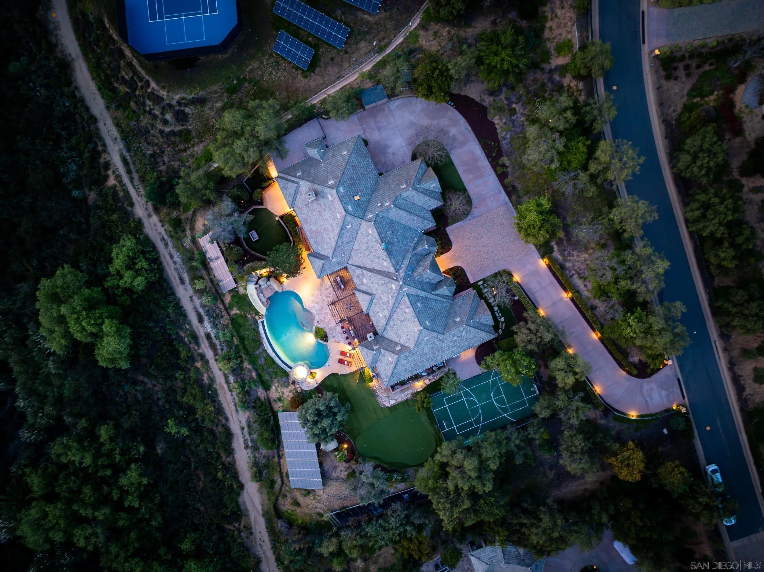 15130 Saddlebrook Ln