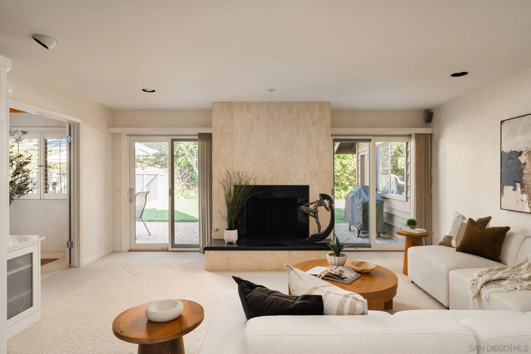 15943 Ranch Hollow Rd