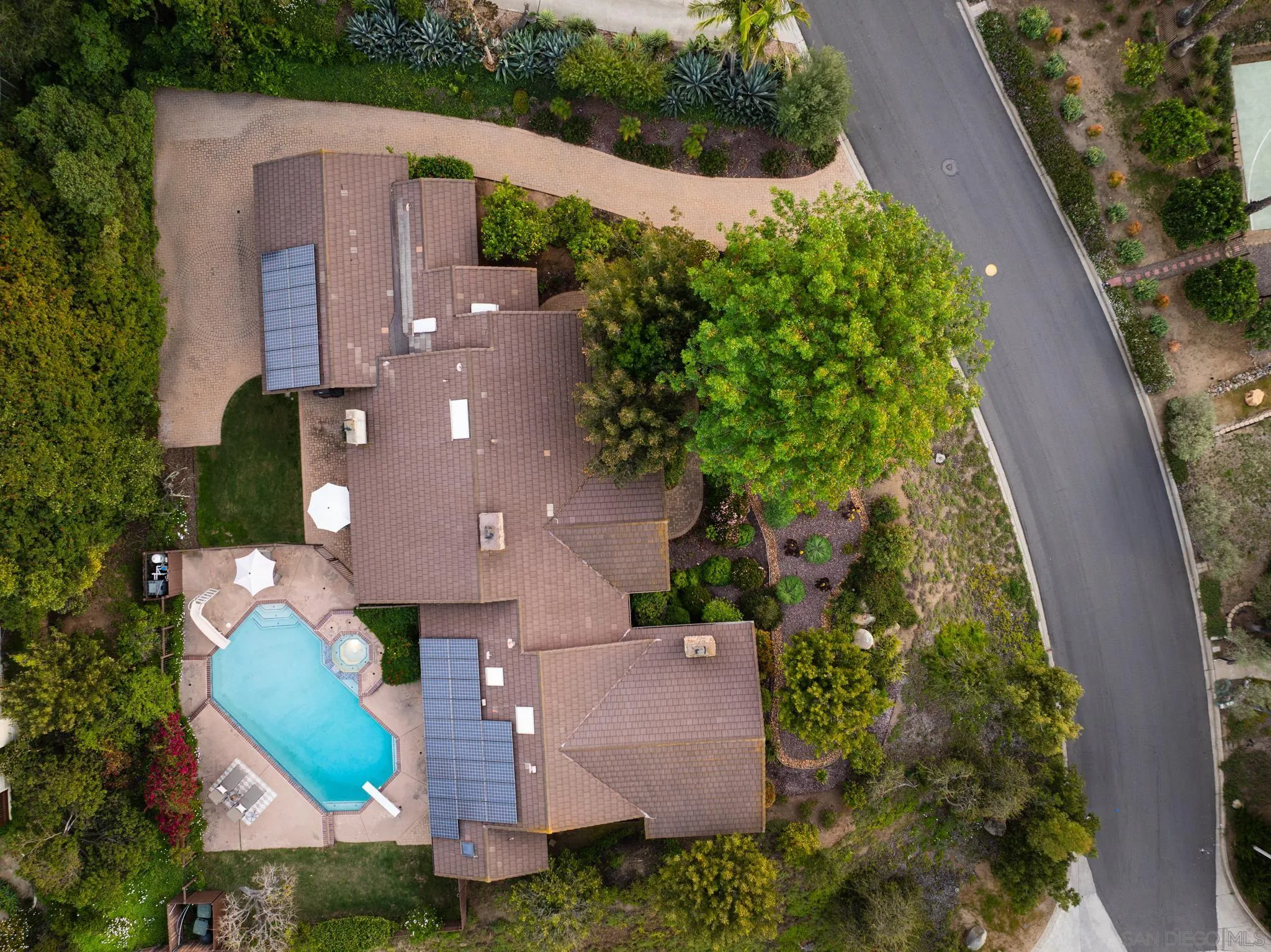 15943 Ranch Hollow Rd