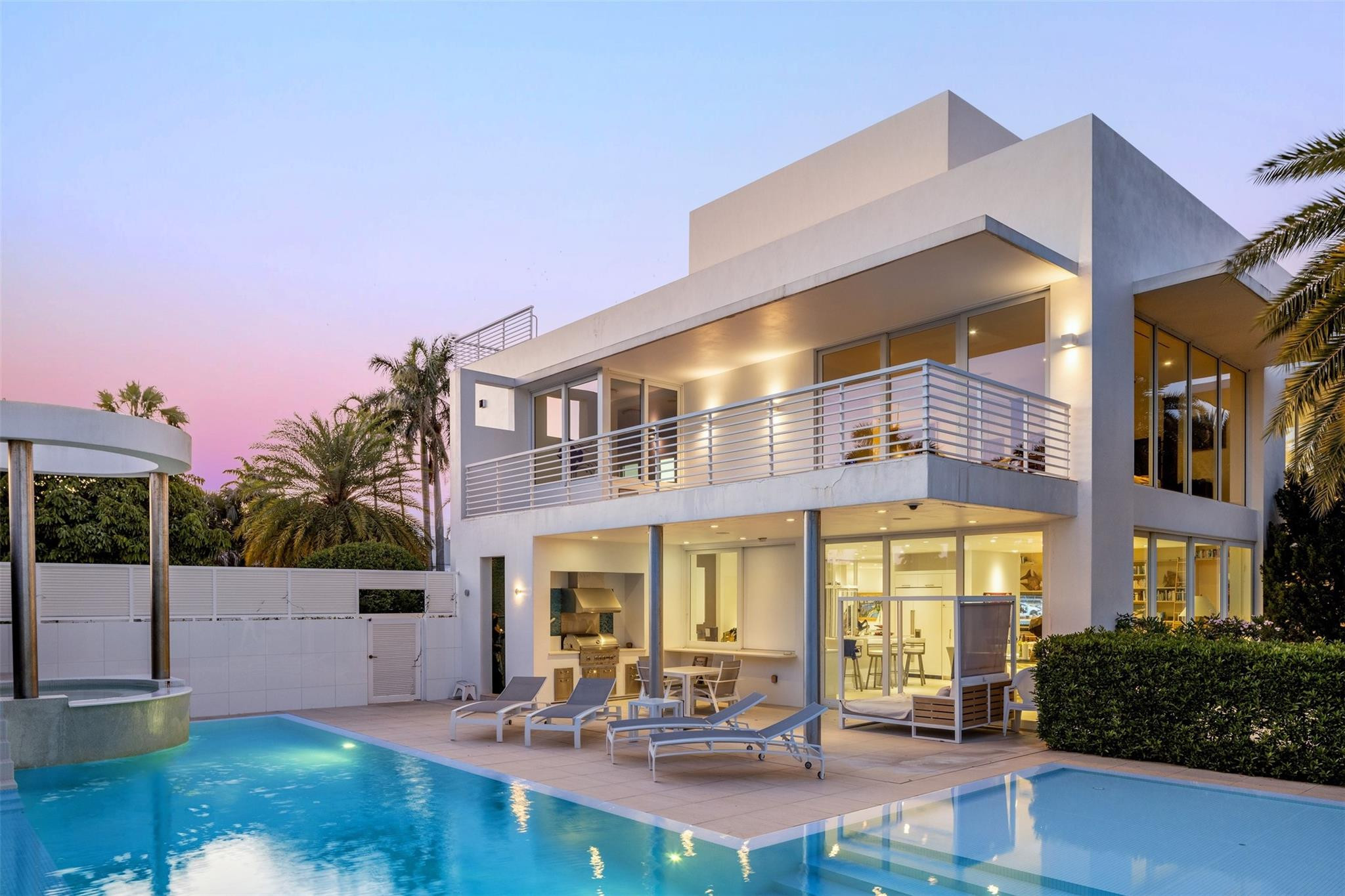 500 Isle Of Capri Dr