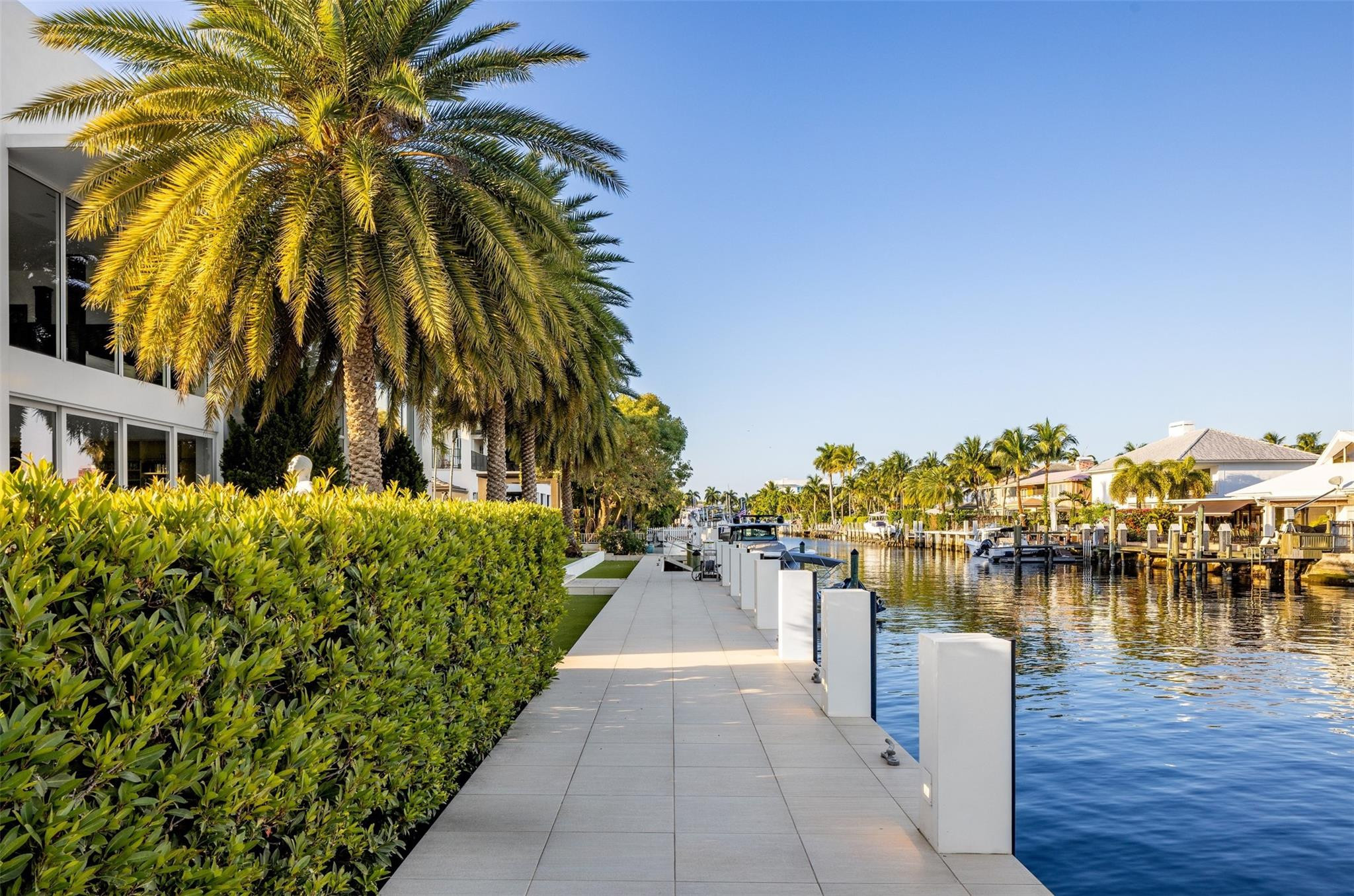 500 Isle Of Capri Dr