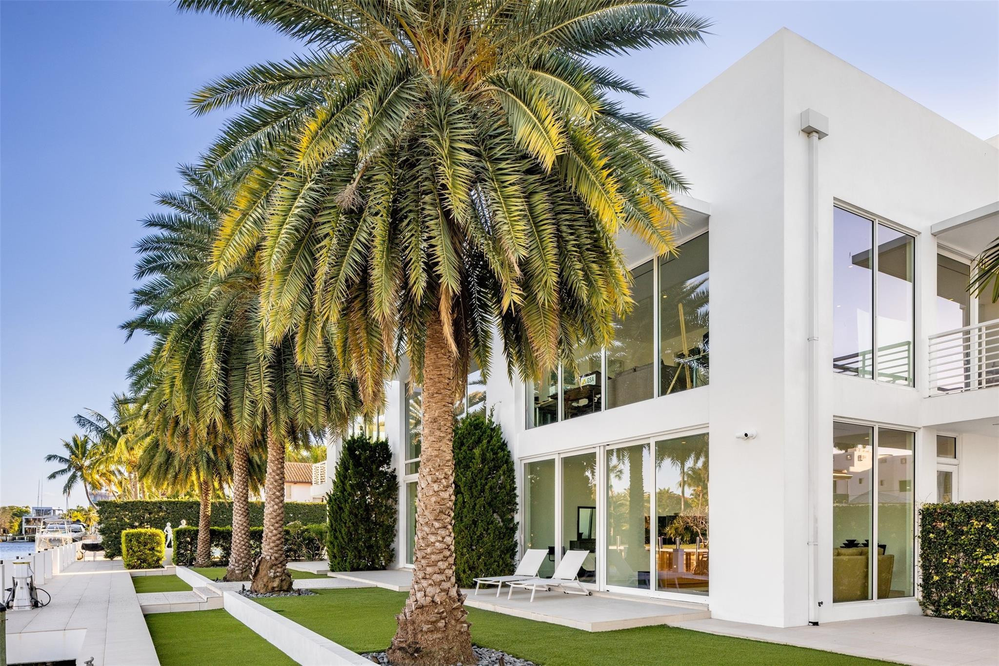 500 Isle Of Capri Dr