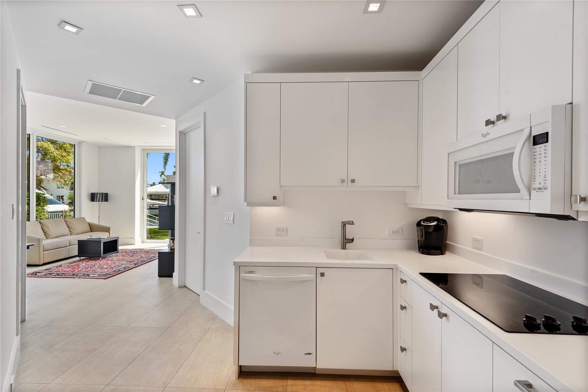 500 Isle Of Capri Dr