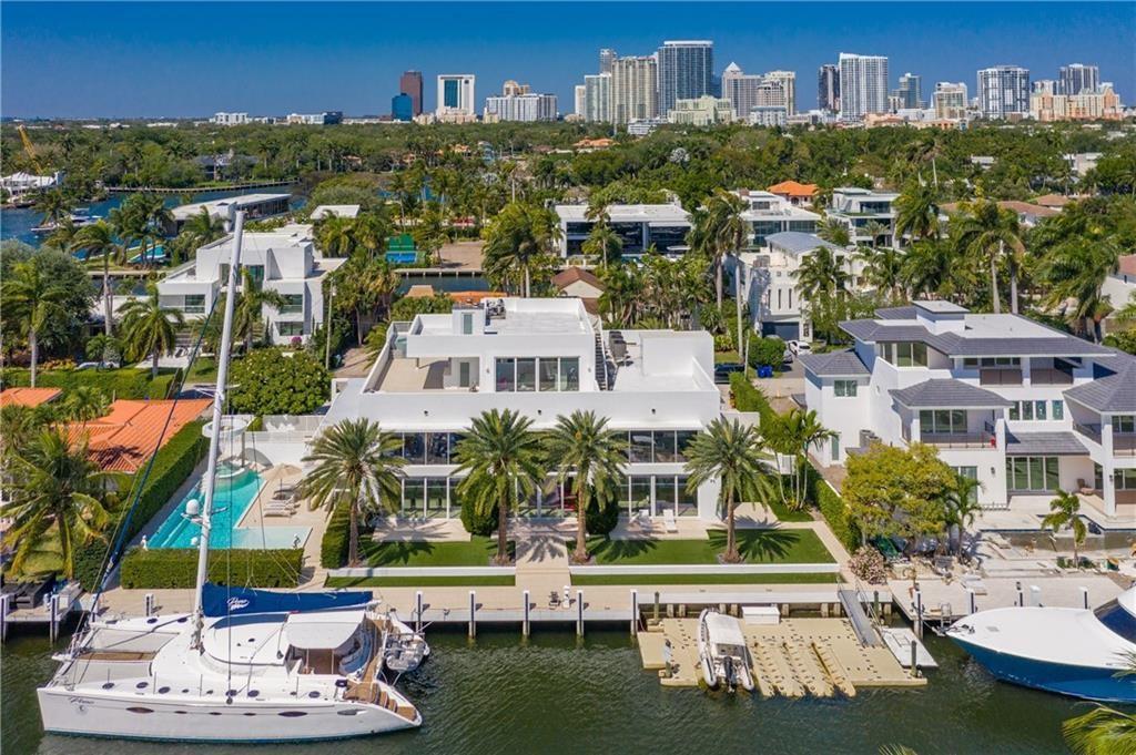 500 Isle Of Capri Dr