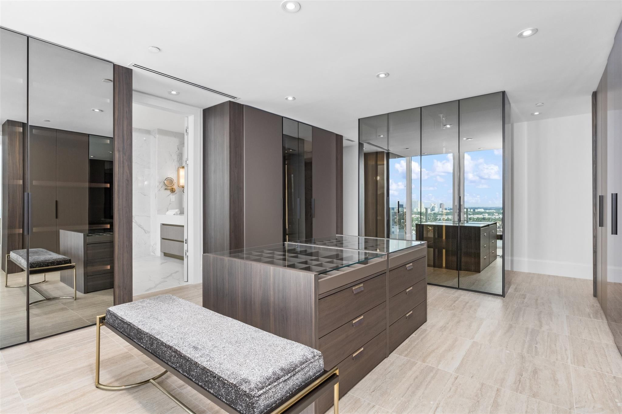 525 N Beach Blvd 2201