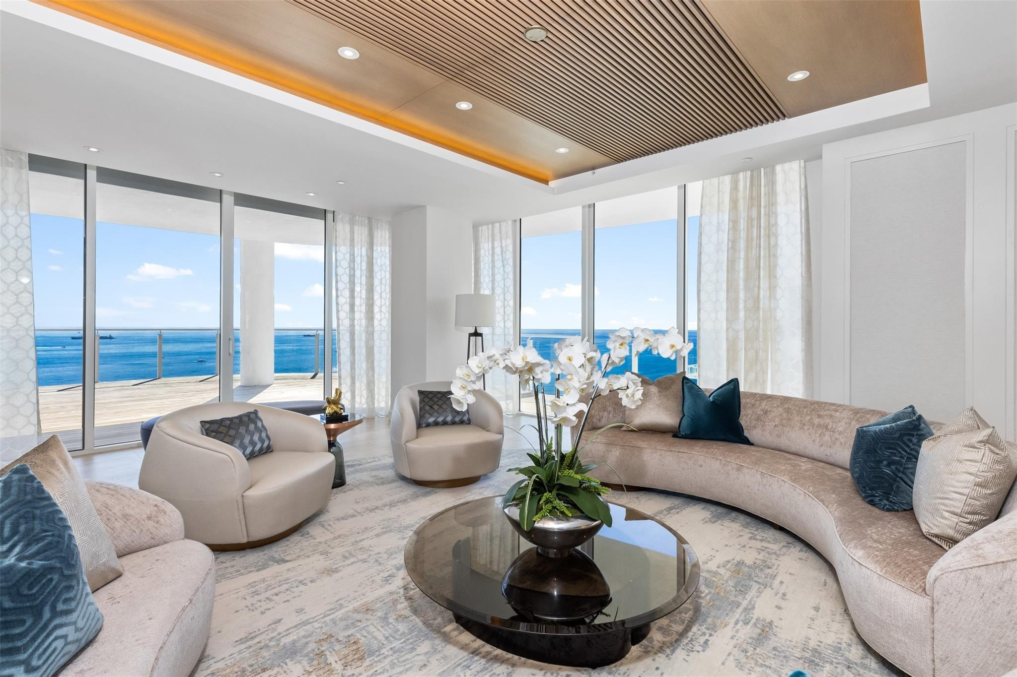 525 N Beach Blvd 2201