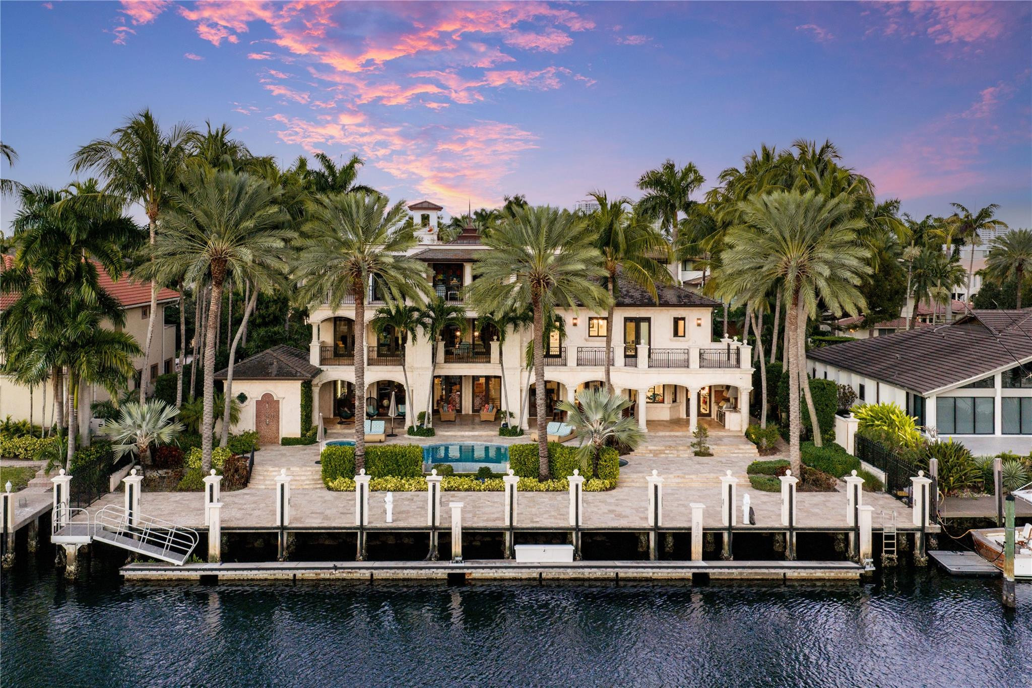 2430 Del Lago Drive