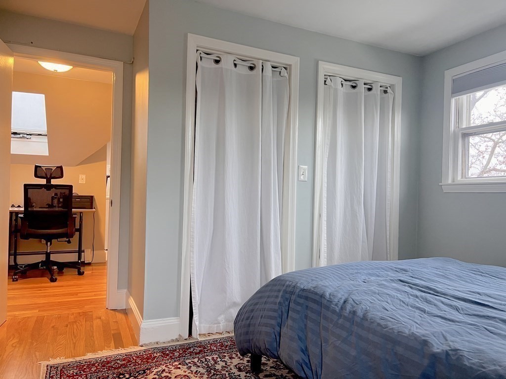 15 Newburg St # 2