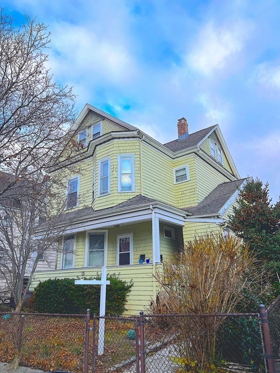 15 Newburg St # 2