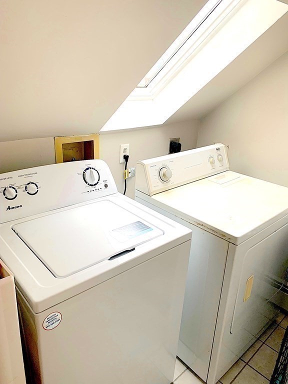 15 Newburg St # 2