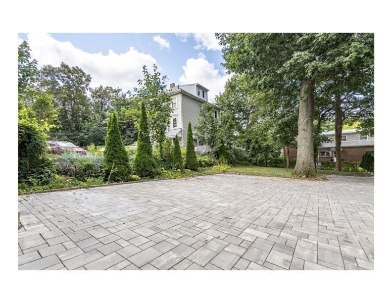 639 Chestnut Hill Ave # 1