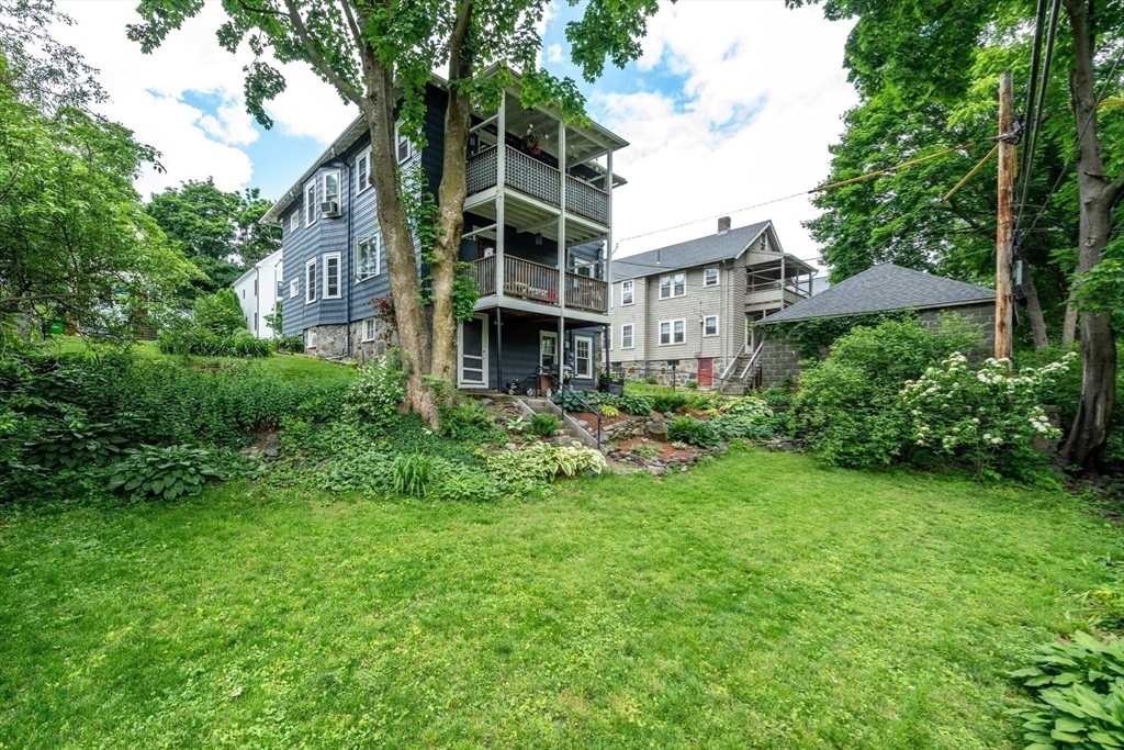 15 Cotton St # 1