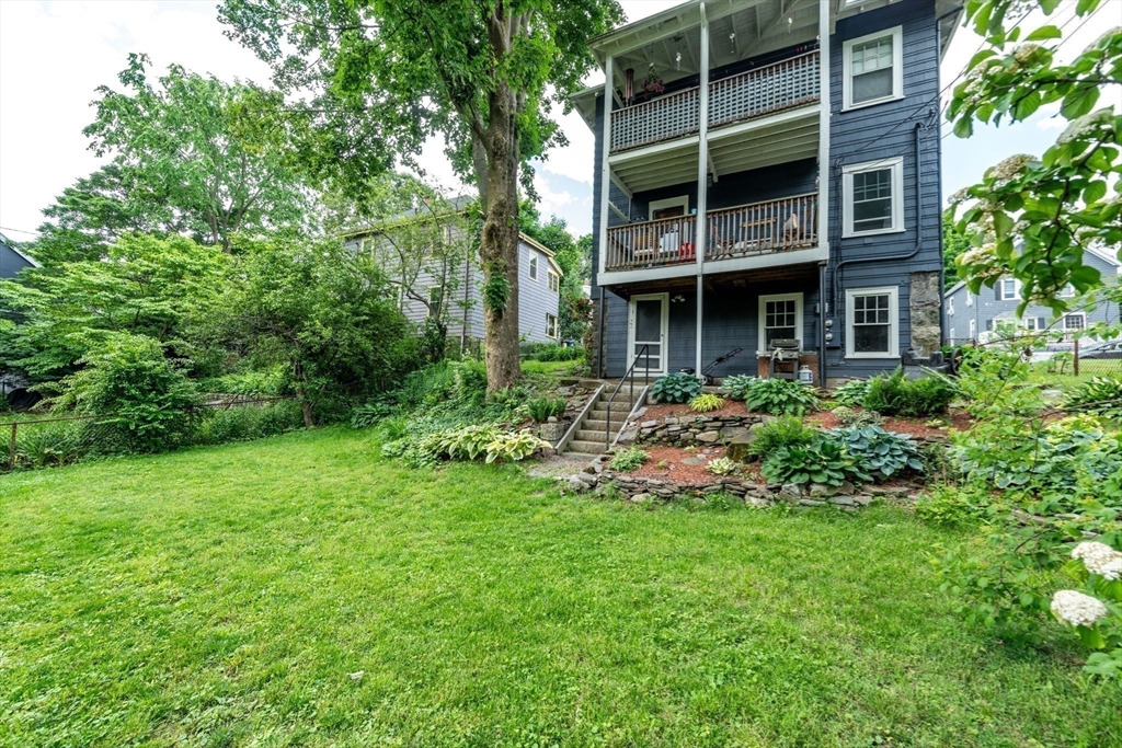 15 Cotton St # 1