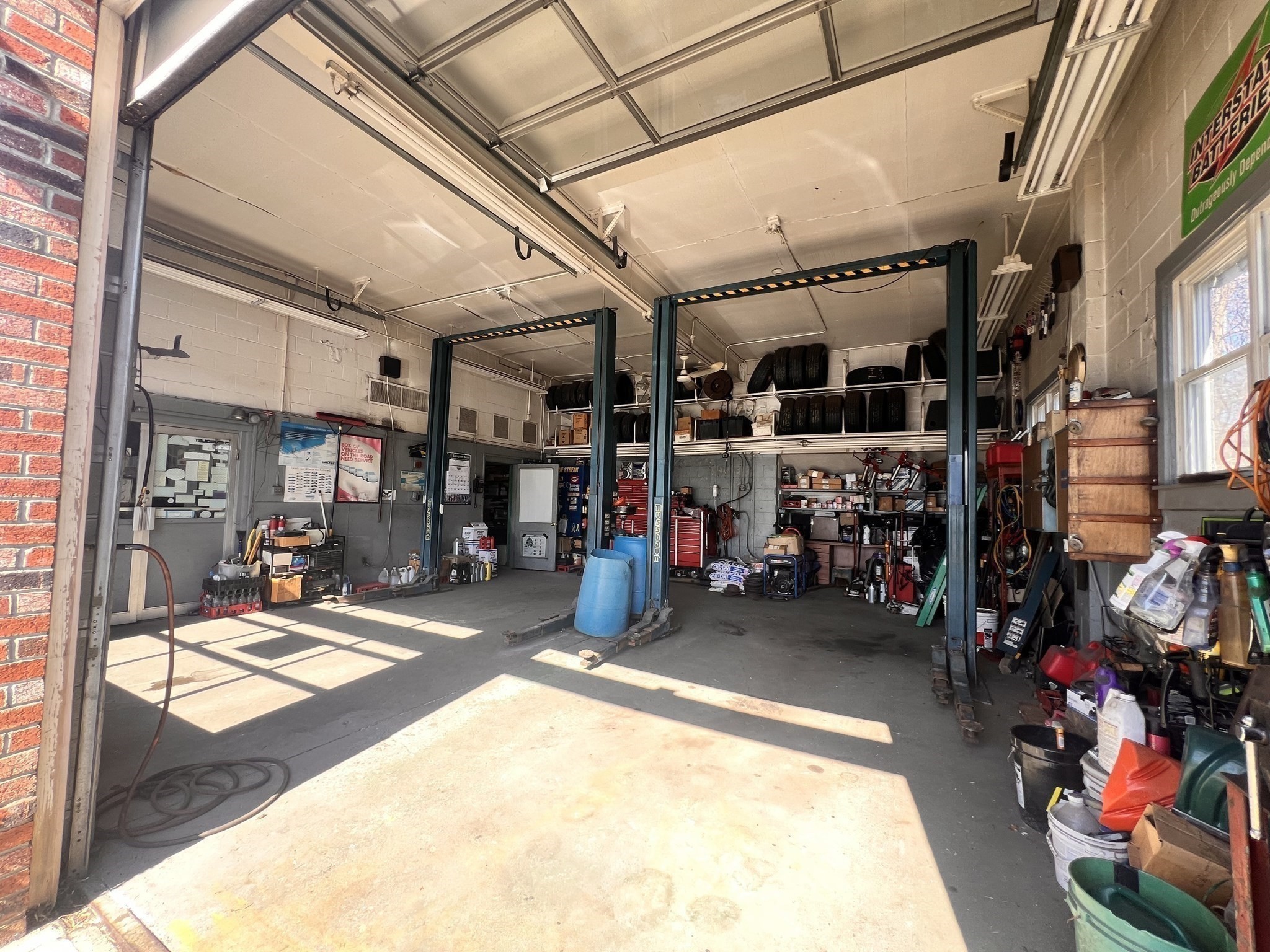 1015 Lakeview Ave