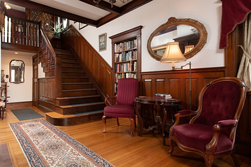 318 Metropolitan Ave