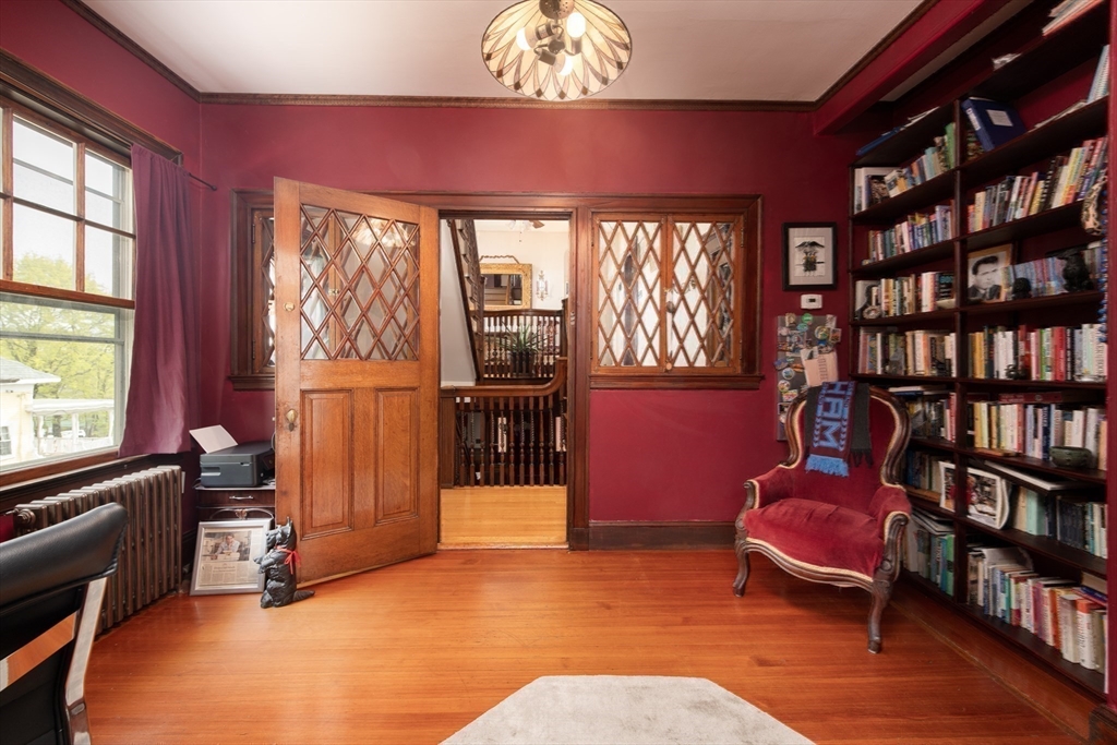 318 Metropolitan Ave