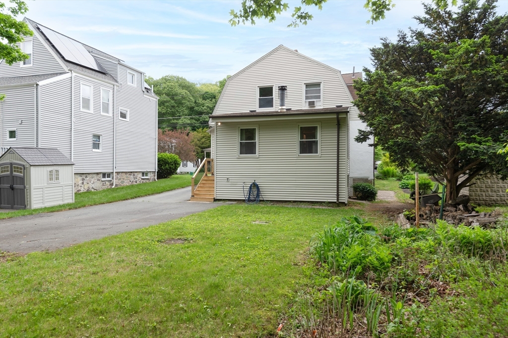 374 Swains Pond Ave