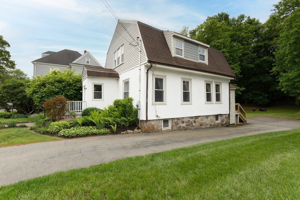 374 Swains Pond Ave