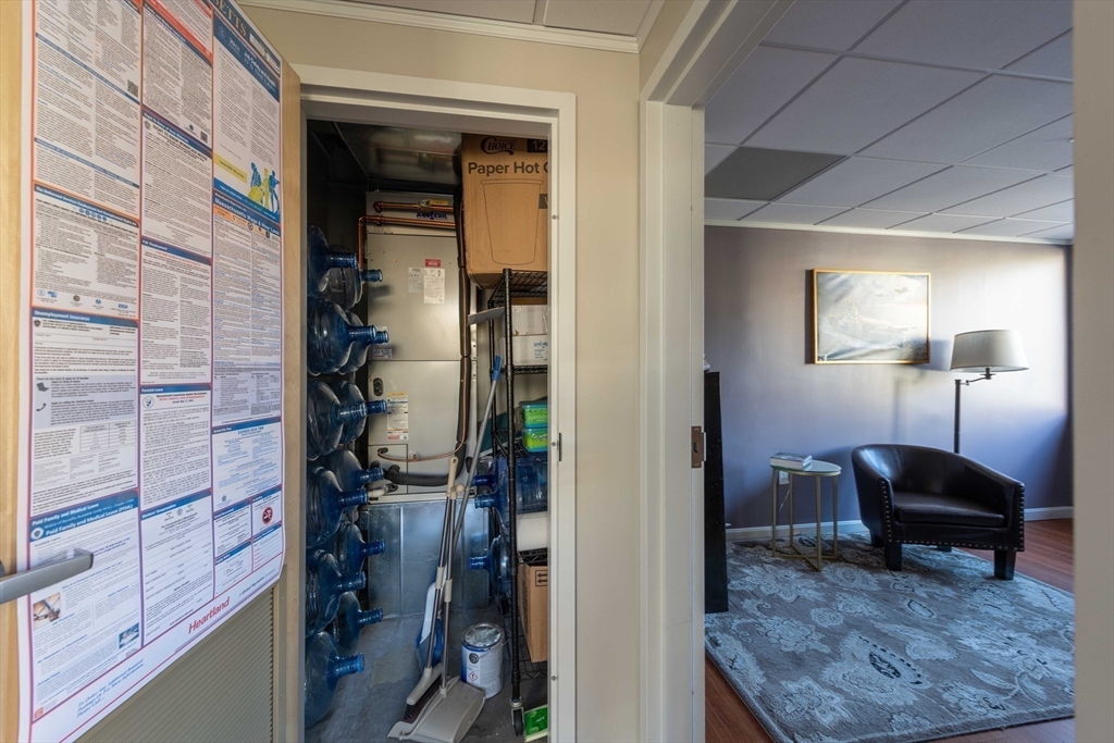 1842 Beacon St # 202