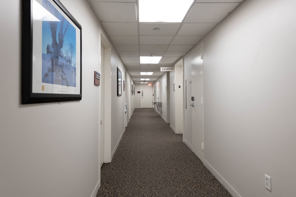 1842 Beacon St # 202