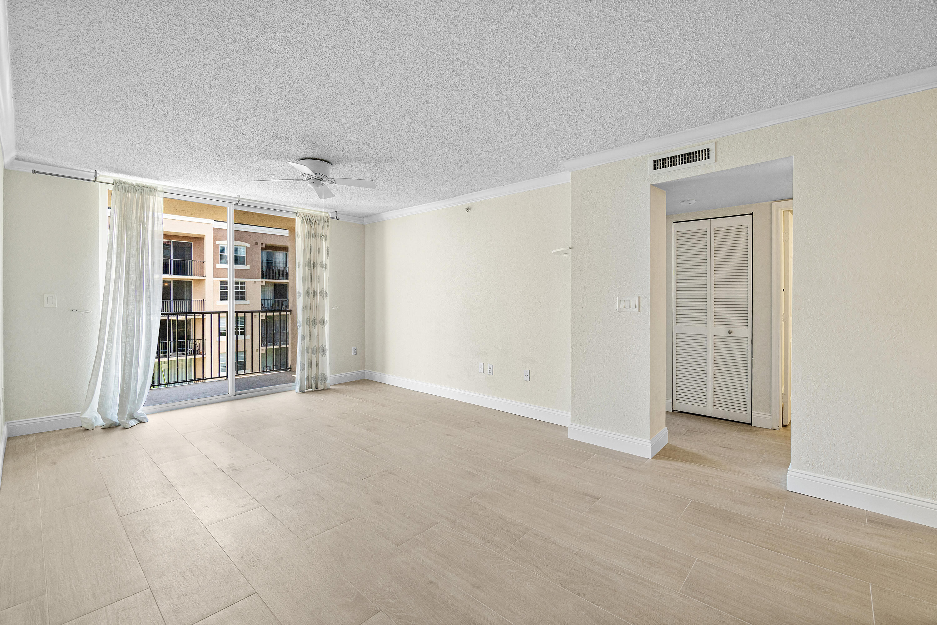 1801 N Flagler Drive 835