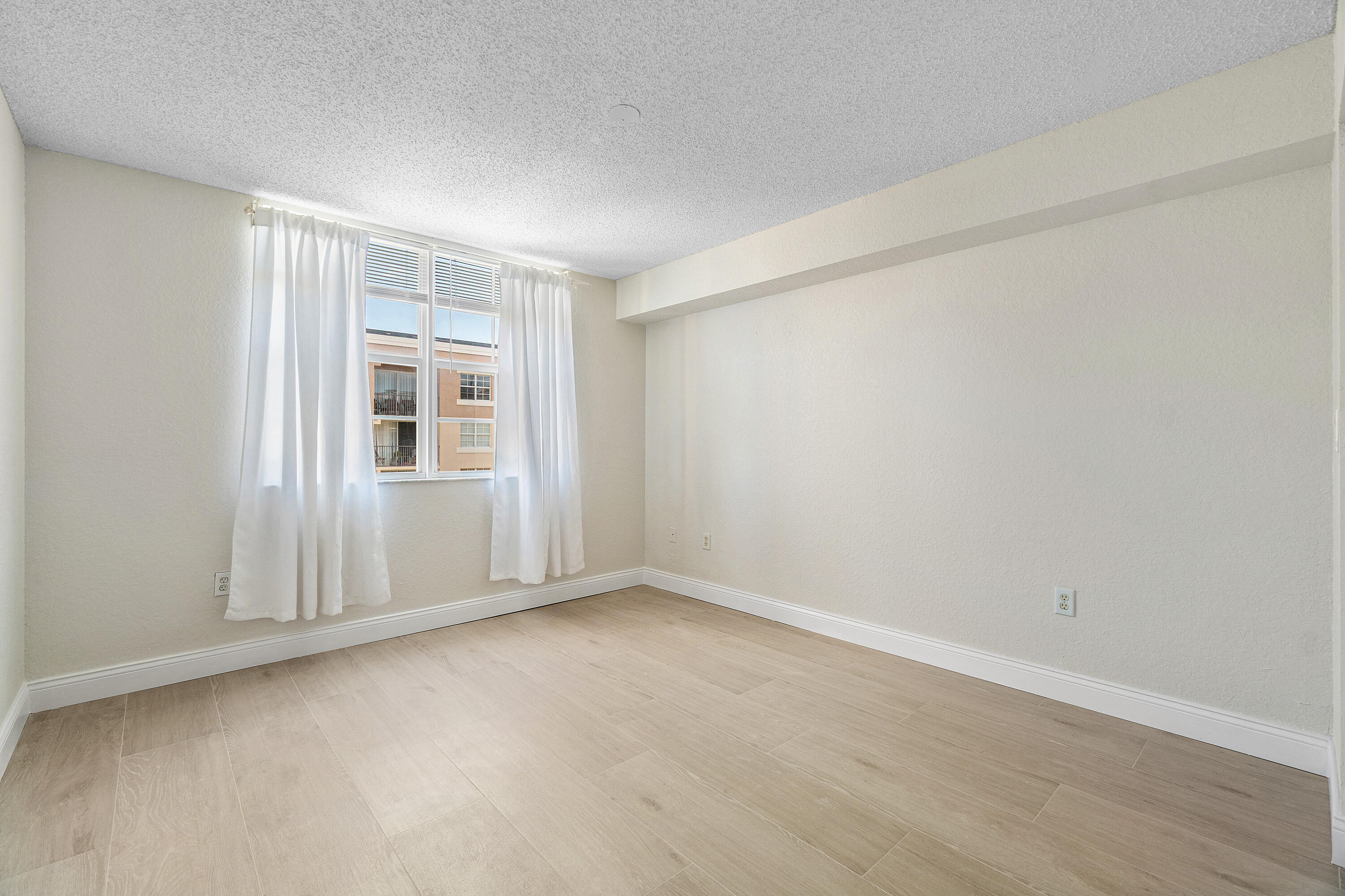 1801 N Flagler Drive 835
