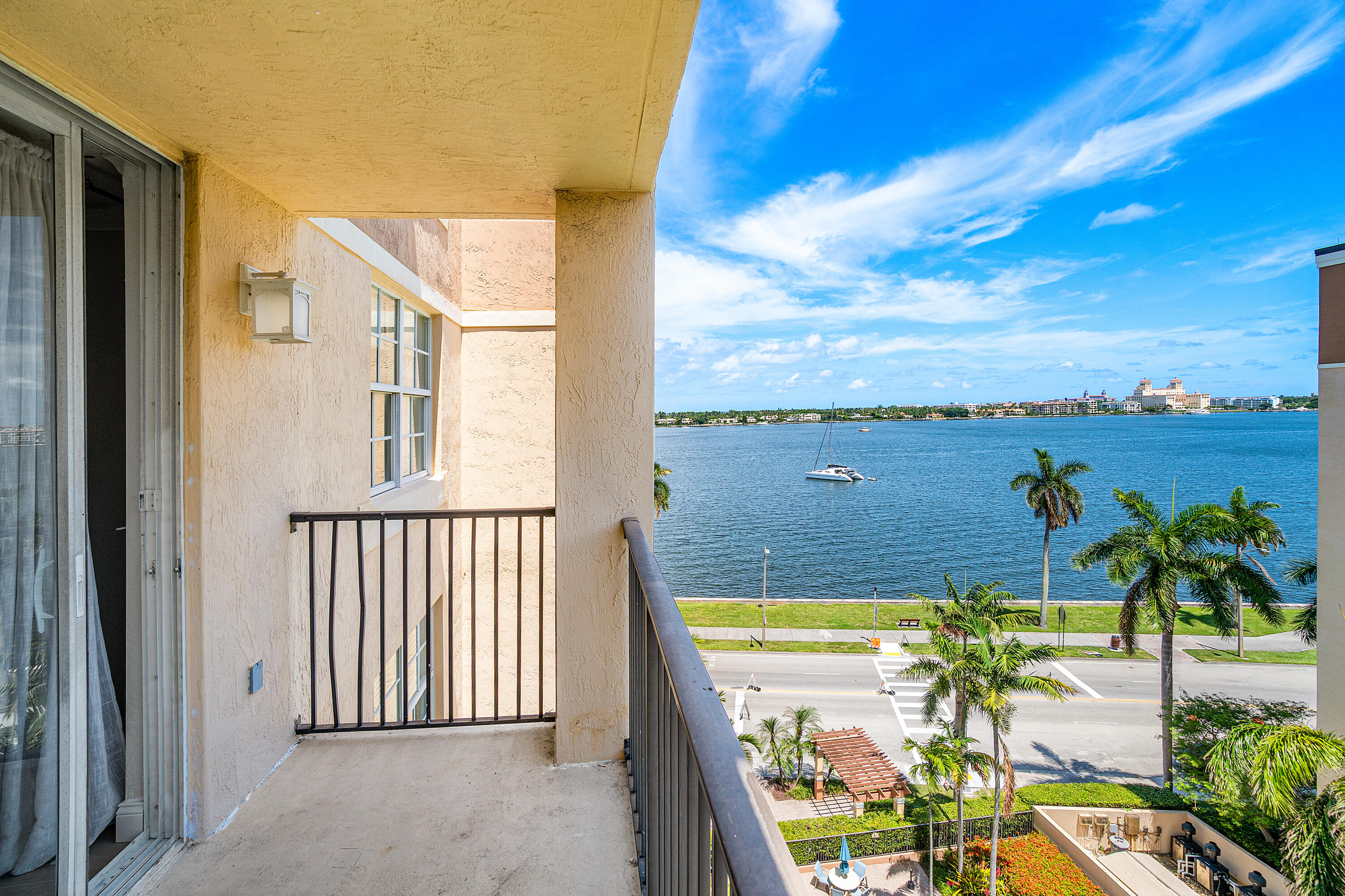1801 N Flagler Drive 835