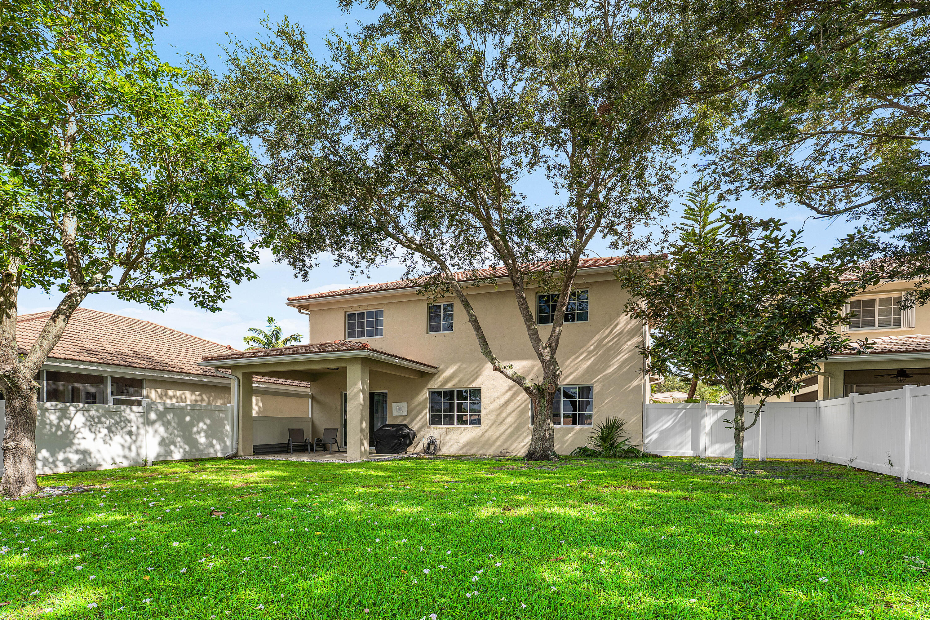 8728 S SAN ANDROS Drive