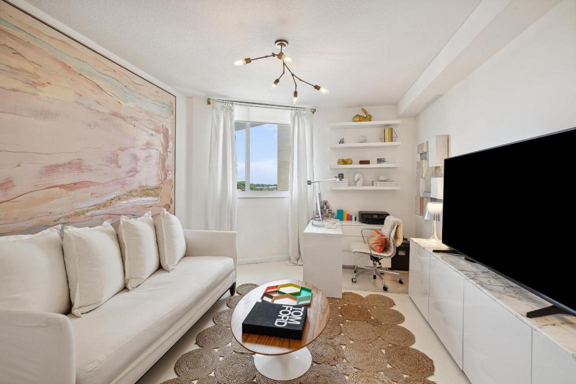 1551 N Flagler Drive Unit: 705