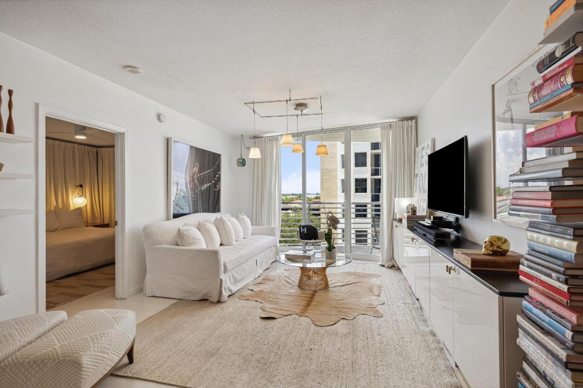 1551 N Flagler Drive Unit: 705