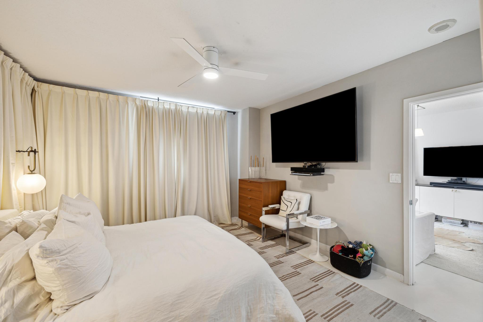 1551 N Flagler Drive Unit: 705