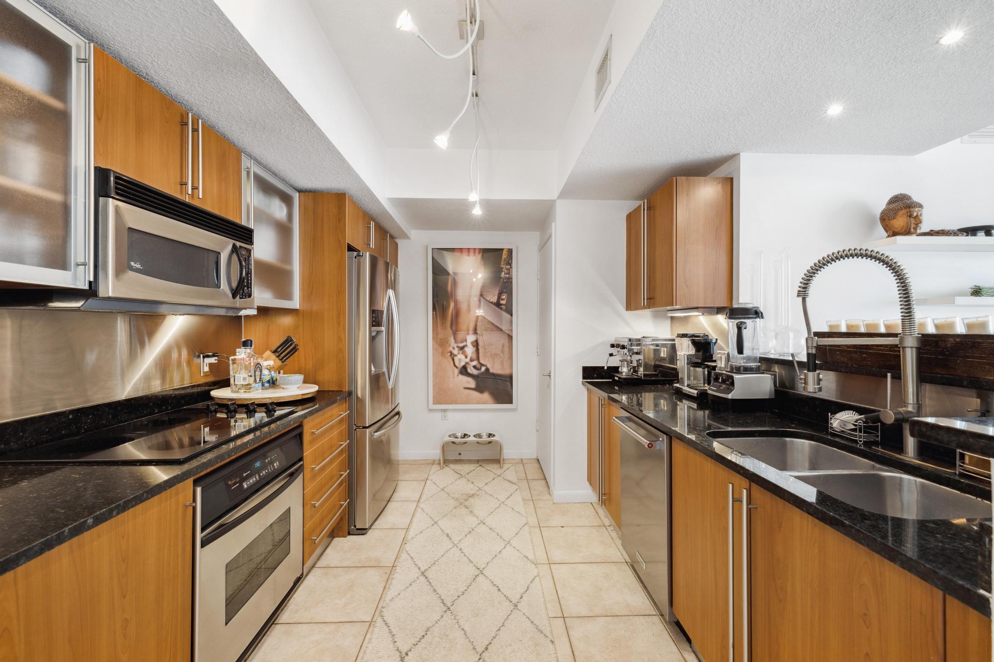 1551 N Flagler Drive Unit: 705